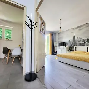 Cozy With Balcony 10 Min From The Fiume